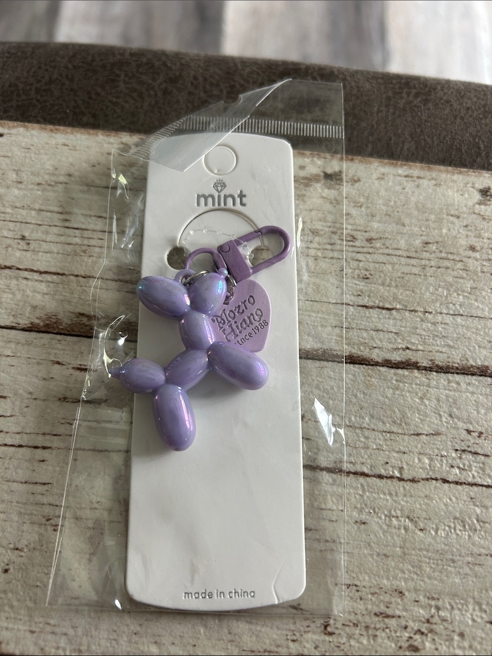 5-)25 Mint Purple Balloon Dog Keychain with Matching Tag